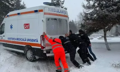 Ambulanță blocată Ambulanță blocată