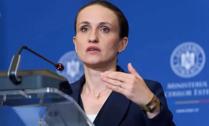 Oana Țoiu Oana Țoiu