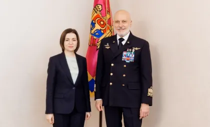 Maia Sandu cu Amiralul Giuseppe Cavo Dragone, Președintele Comitetului Militar al NATO Maia Sandu cu Amiralul Giuseppe Cavo Dragone, Președintele Comitetului Militar al NATO
