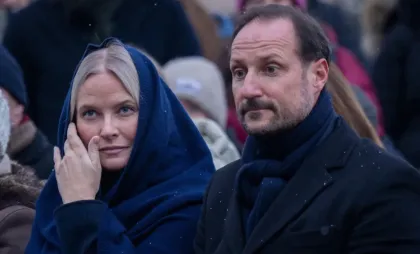 Prințesa Mette-Marit alături de prințul moștenitor Haakon 