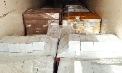 Lot cu produse alimentare blocat la vamă Lot cu produse alimentare blocat la vamă