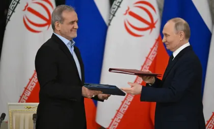 Președintele iranian Masoud Pezeshkian și Vladimir Putin Președintele iranian Masoud Pezeshkian și Vladimir Putin