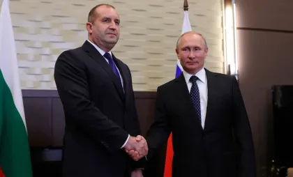 Vladimir Putin și Rumen Radev Vladimir Putin și Rumen Radev