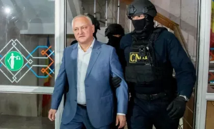 Igor Dodon reținut