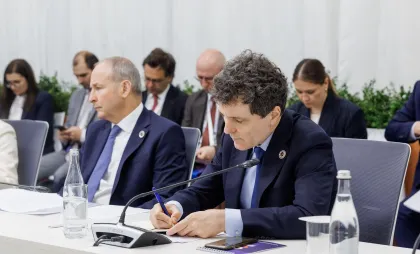 Nicușor Dan la Erevan Nicușor Dan la Erevan