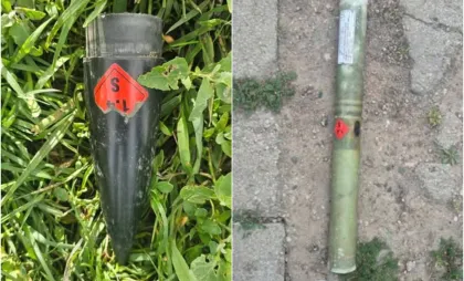 Două obiecte asemanatoare rachetelor antigrindina Două obiecte asemanatoare rachetelor antigrindina