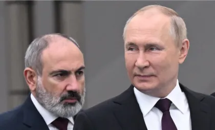Nikol Pașinian și Vladimir Putin
