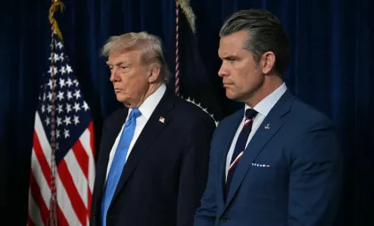 Președintele Donald Trump și secretarul american al apărării, Pete Hegseth
