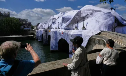 Tunelul montan creat de Jean-René Tunelul montan creat de Jean-René