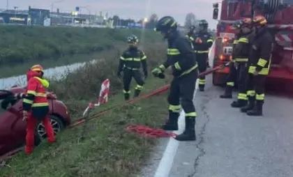 Moldovean găsit mort în canal