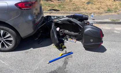 Accident fatal în Chișinău: un motociclist a murit la spital după ce ar fi fost lovit de o mașină. Șoferița - reținută de polițiști