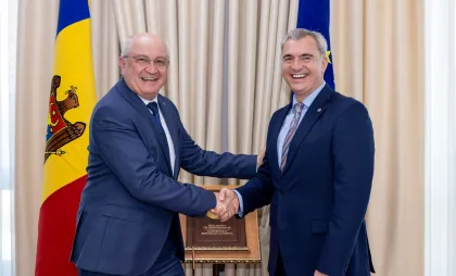 Alexandru Munteanu și Eugen Osmochescu