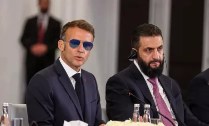 Macron Macron