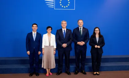 Oficiali moldoveni și UE Oficiali moldoveni și UE