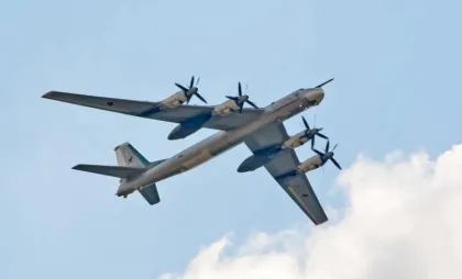 Bombardier rusesc Tupolev Tu-95 Bombardier rusesc Tupolev Tu-95