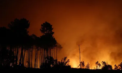Incendiu de vegetație la vest de Bordeaux Incendiu de vegetație la vest de Bordeaux