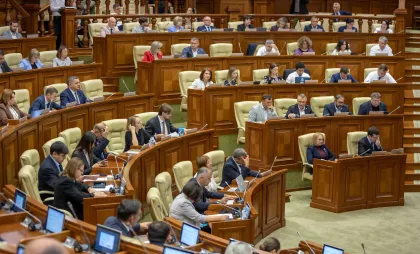 Unde pleacă deputații în vacanță: unii aleg Turcia și Italia, alții Nistrul sau Orheiul Vechi, iar Igor Grosu recunoaște: „N-am eu timp de mare” - VIDEO