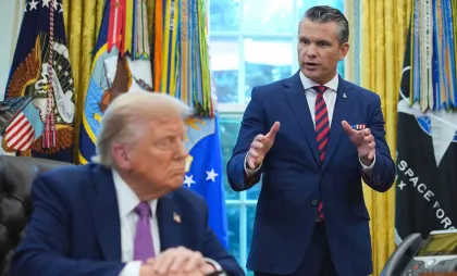 Donald Trump și Pete Hegseth