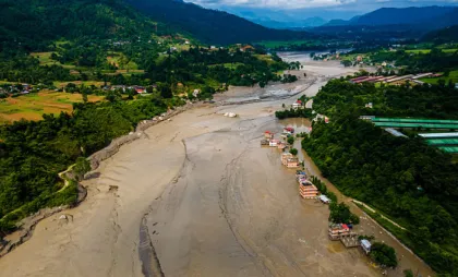 Viitura de la granița Nepal-China