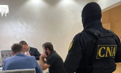 Administrator reținut de CNA și PA Administrator reținut de CNA și PA
