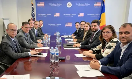 Întâlnire între cele două state Întâlnire între cele două state