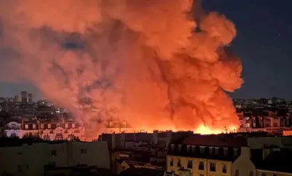 Incendiu la Paris