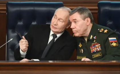 Vladimir Putin și Valeri Gherasimov