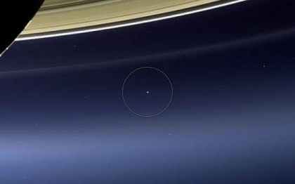 NASA: E cea mai neobisnuita poza realizata in spatiu. Cum arata Pamantul in ziua in care a "zambit" NASA: E cea mai neobisnuita poza realizata in spatiu. Cum arata Pamantul in ziua in care a "zambit"