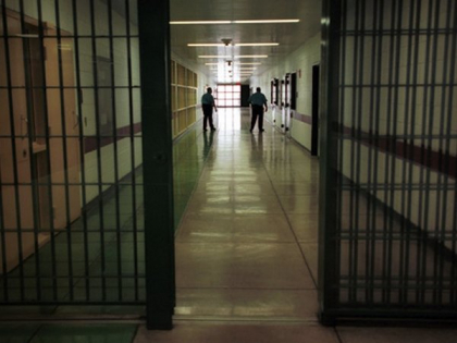 Si-au omorat angajatorul, pentru ca nu le-a dat de munca. Ce risca acum inculpatii Si-au omorat angajatorul, pentru ca nu le-a dat de munca. Ce risca acum inculpatii