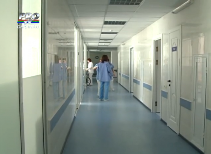 Doctorii, criticati in comentarii pe protv.md: "Omoara pacientii fara a raspunde". Altii le sar in aparare: "Cand fac operatie, curge sudoarea de pe ei de la stres"