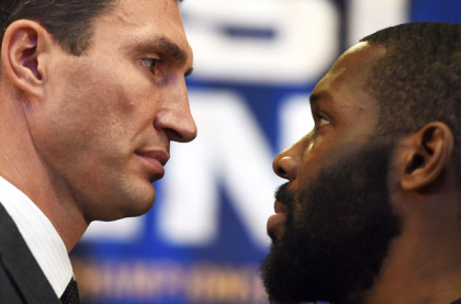 Vladimir Kliciko l-a invins la puncte pe americanul Bryant Jennings. Ucraineanul a reusit a 64-a victorie din cariera - VIDEO Vladimir Kliciko l-a invins la puncte pe americanul Bryant Jennings. Ucraineanul a reusit a 64-a victorie din cariera - VIDEO