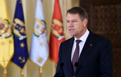 Iohannis a decorat trei personalitati din R. Moldova. Despre cine este vorba Iohannis a decorat trei personalitati din R. Moldova. Despre cine este vorba