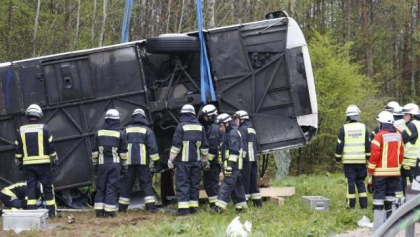 Ministerul de Externe, despre accidentul din Germania, in care sunt implicati 9 moldoveni: "Trei sunt in stare grava"
