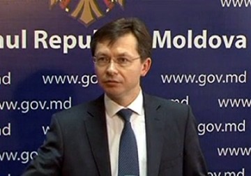 Fostul ministru al finantelor, condamnat la 3 ani de inchisoare cu suspendare in dosarul Sandulachi. Veaceslav Negruta: "Este o decizie aberanta" Fostul ministru al finantelor, condamnat la 3 ani de inchisoare cu suspendare in dosarul Sandulachi. Veaceslav Negruta: "Este o decizie aberanta"