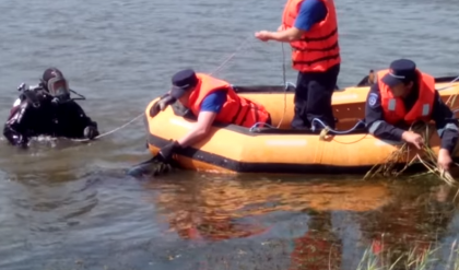 Tragedie la pescuit. Un tanar din Sauca a murit dupa ce s-a incalcit in plasa - VIDEO Tragedie la pescuit. Un tanar din Sauca a murit dupa ce s-a incalcit in plasa - VIDEO