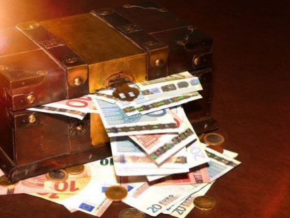 Miliardarii din Europa sunt cei mai bogati din lume, cu o avere medie de 5,7 mld. dolari. Americanii sunt cei mai filantropi, iar asiaticii se imbogatesc de tineri
