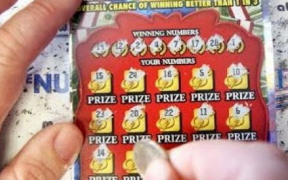 A castigat marele premiu la Loto. Ce s-a intamplat cateva secunde mai tarziu cu acest barbat A castigat marele premiu la Loto. Ce s-a intamplat cateva secunde mai tarziu cu acest barbat