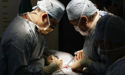 Chirurgii americani au realizat primul transplant de craniu si scalp de la un donator uman Chirurgii americani au realizat primul transplant de craniu si scalp de la un donator uman