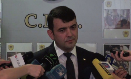 Premierul Gaburici: "Am creat o unitate speciala a CNA care va lupta cu sefii corupti, va investiga persoanele cu functii inalte implicate in acte de coruptie" - FOTO
