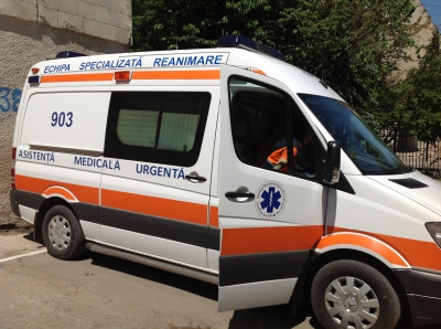 Incident similar in capitala: Au cazut in gol, dar sunt in viata. Ce s-a intamplat cu doi barbati de aceeasi varsta Incident similar in capitala: Au cazut in gol, dar sunt in viata. Ce s-a intamplat cu doi barbati de aceeasi varsta