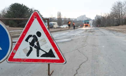 Circulatia rutiera va fi suspendata pe bulevardul Constantin Negruzzi incepand de azi pana pe 16 iunie inclusiv. Cum va fi reorganizata circulatia transportului public Circulatia rutiera va fi suspendata pe bulevardul Constantin Negruzzi incepand de azi pana pe 16 iunie inclusiv. Cum va fi reorganizata circulatia transportului public