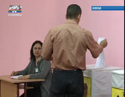 ALEGERI LOCALE 2015. S-au DESCHIS sectiile de VOT ALEGERI LOCALE 2015. S-au DESCHIS sectiile de VOT