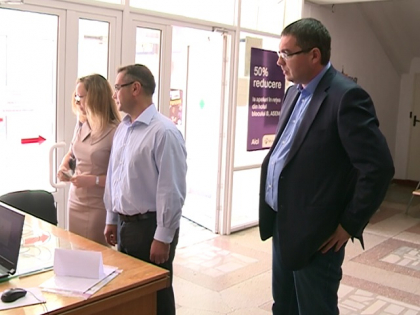 Renato Usatii l-a insotit pe candidatul Partidului Nostru Ilian Casu la sectia de vot - FOTO
