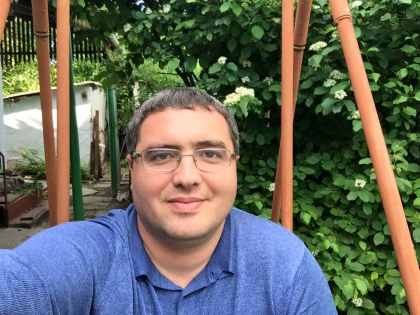 Renato Usatii, victima trendului "SELFIE". Ii aduce popularitate ori placere personala? Renato Usatii, victima trendului "SELFIE". Ii aduce popularitate ori placere personala?