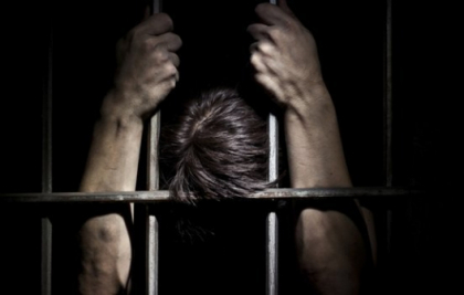 Inchisoare pe VIATA pentru individul care a violat o fetita de 2 ani din Causeni Inchisoare pe VIATA pentru individul care a violat o fetita de 2 ani din Causeni