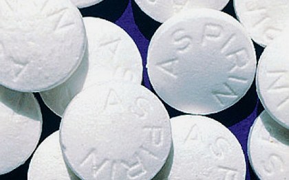 Studiu: Aspirina, paracetamolul si ibuprofenul in forma solubila cresc riscul de atac de cord cu 22%