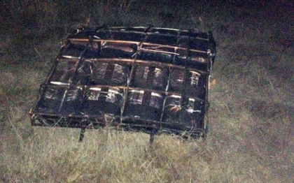 "A cazut din cer". Un pachet cu droguri in valoare de 157.000 de dolari, gasit la granita cu Mexic