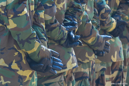 Un militar care isi batea subalternii, condamnat la cinci ani de inchisoare Un militar care isi batea subalternii, condamnat la cinci ani de inchisoare
