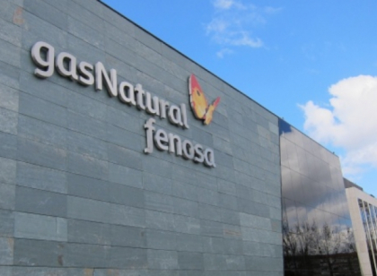 Furnizorul de energie ameninta ca am putea primi curent electric pe ore, ca in anii 90, daca nu va fi majorat tariful. Vezi de cand Furnizorul de energie ameninta ca am putea primi curent electric pe ore, ca in anii 90, daca nu va fi majorat tariful. Vezi de cand