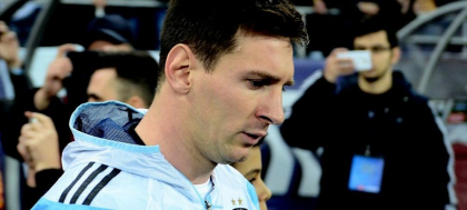 Blestemul GENIULUI Messi: Argentina pierde si finala Copei America, la un an dupa ce a pierdut titlul mondial! Chile a castigat la PENALTYURI Blestemul GENIULUI Messi: Argentina pierde si finala Copei America, la un an dupa ce a pierdut titlul mondial! Chile a castigat la PENALTYURI